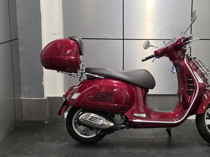 VESPA GTS 300 4