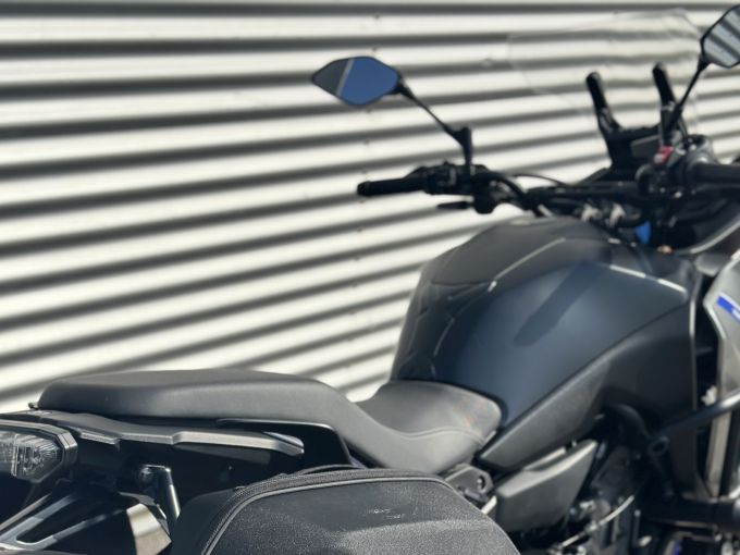YAMAHA TRACER 7 4