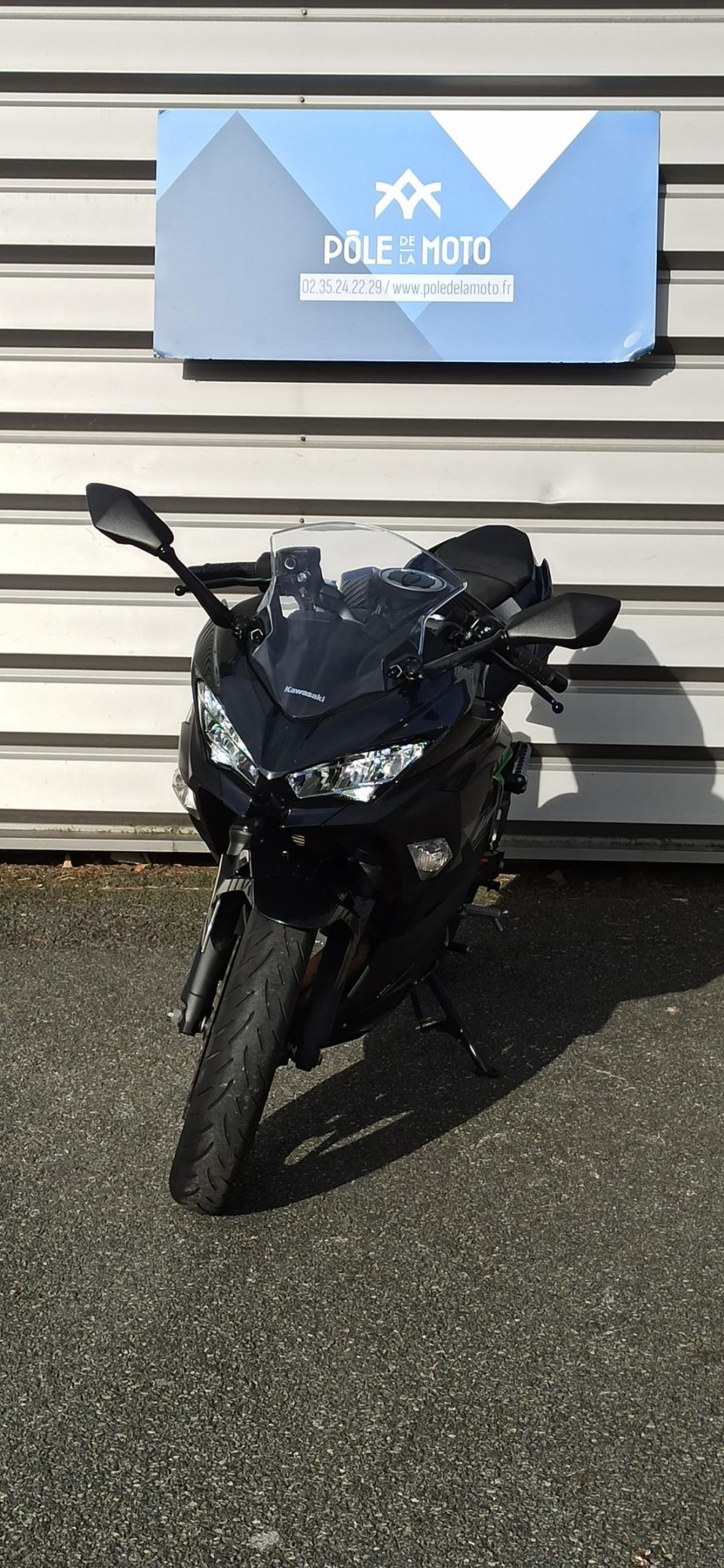 KAWASAKI NINJA 400 4