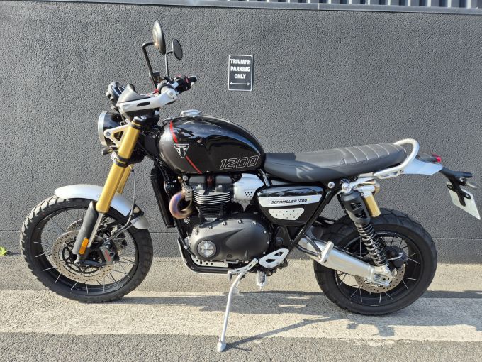 TRIUMPH SCRAMBLER 1200 XE 4