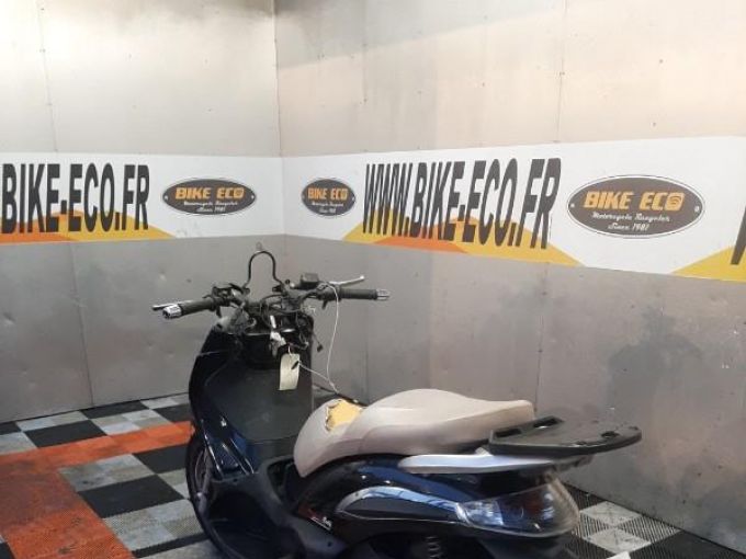 PIAGGIO BEVERLY 125 4