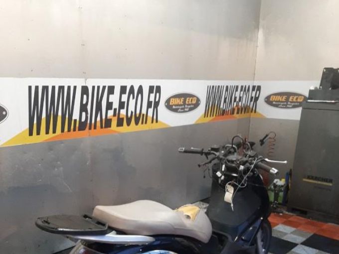 PIAGGIO BEVERLY 125 4