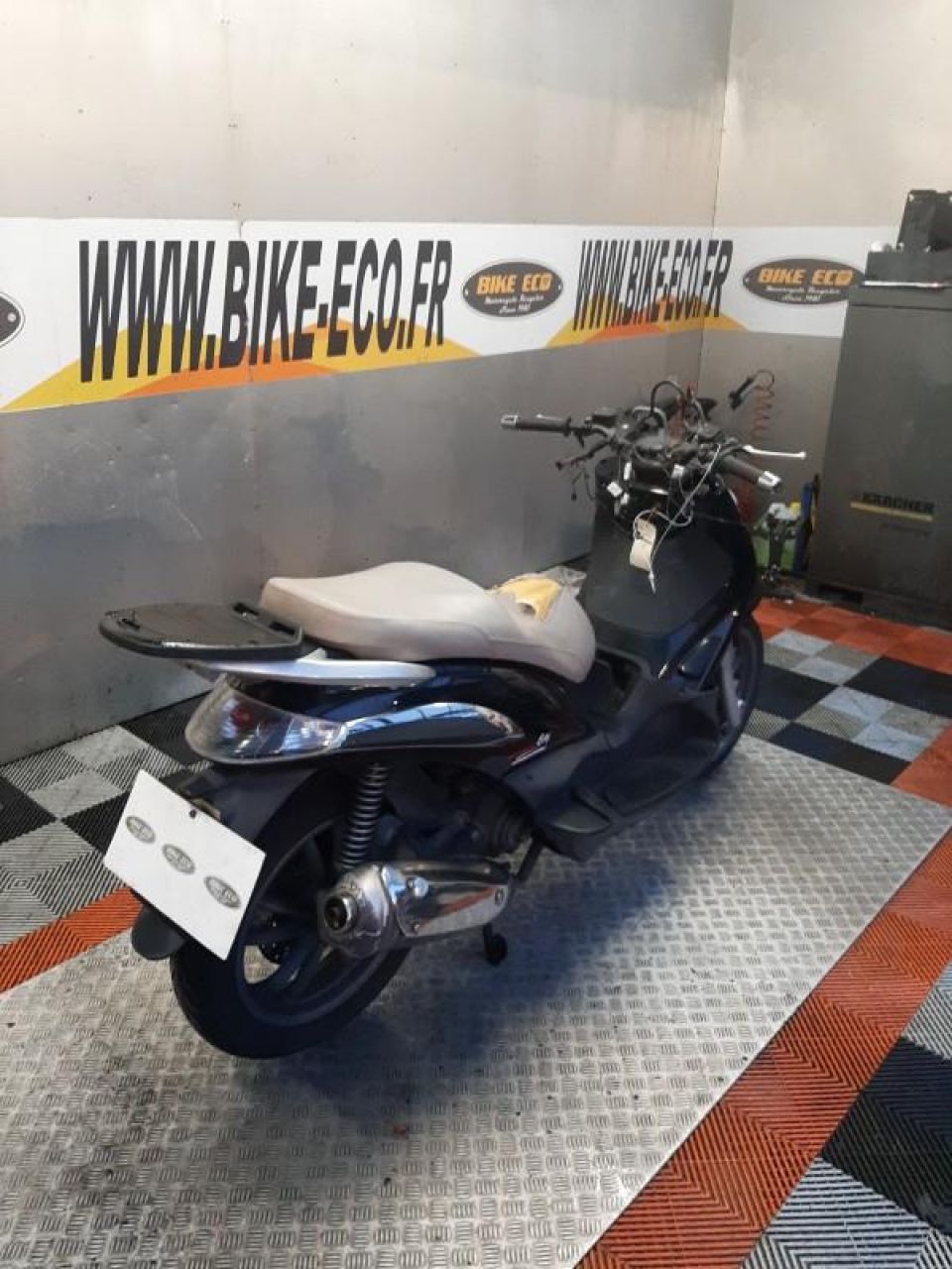 PIAGGIO BEVERLY 125 4