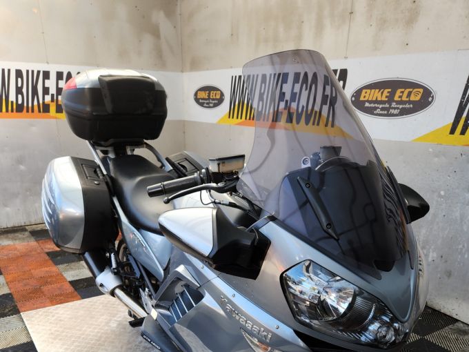 KAWASAKI GTR 1400 4
