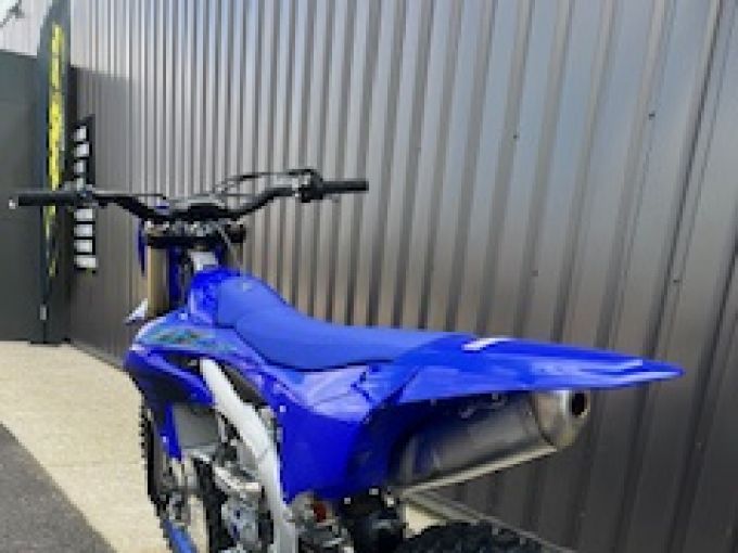 YAMAHA YZ250F 4