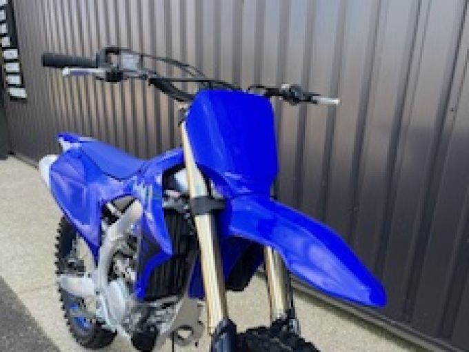 YAMAHA YZ250F 4