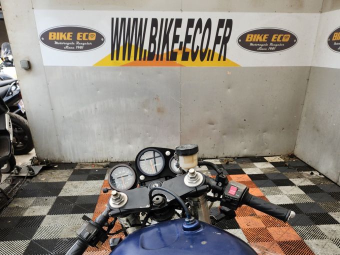 SUZUKI RGV 4