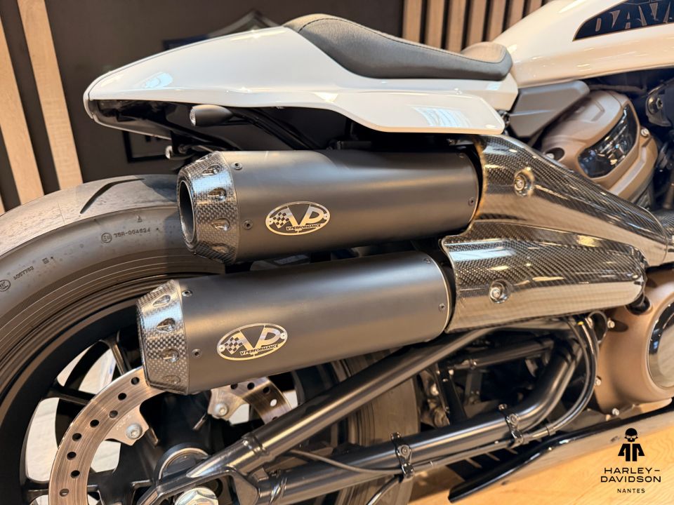 HARLEY-DAVIDSON SPORTSTER 1250 S 4