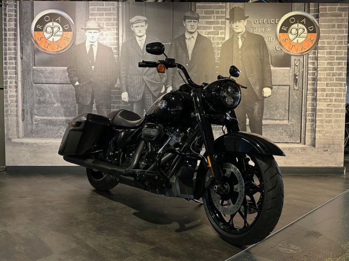 HARLEY-DAVIDSON TOURING ROAD KING 1868 SPECIAL 4