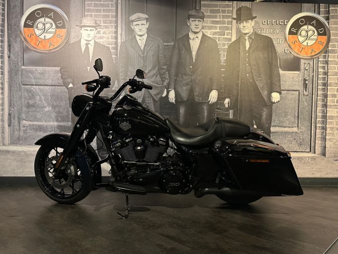 HARLEY-DAVIDSON TOURING ROAD KING 1868 SPECIAL 4
