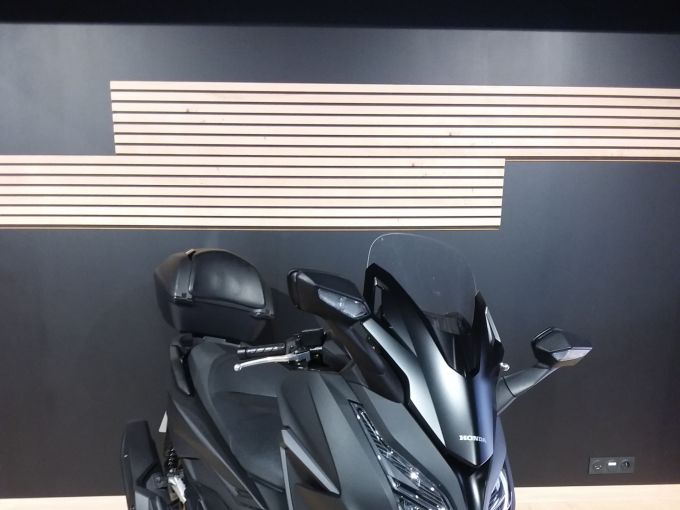 HONDA NSS FORZA 125 4
