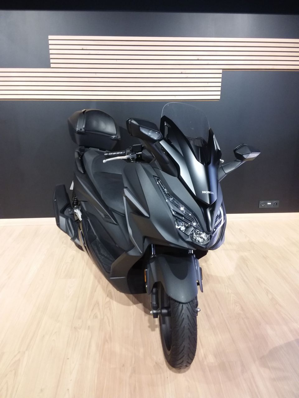 HONDA NSS FORZA 125 4
