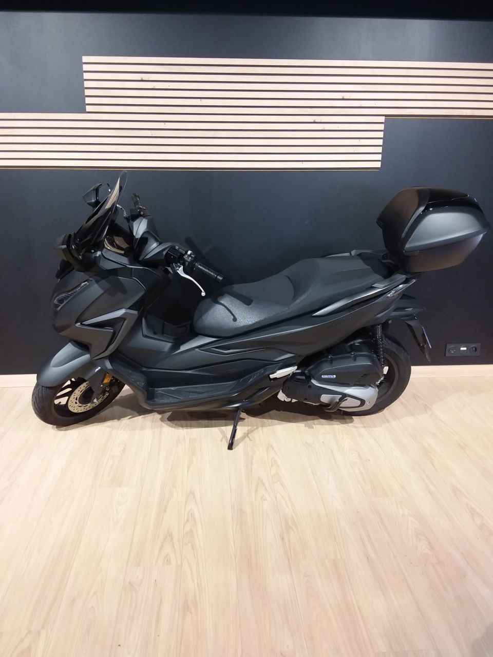 HONDA NSS FORZA 125 4