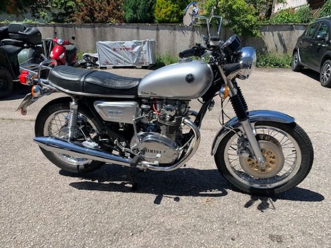 YAMAHA XS 4
