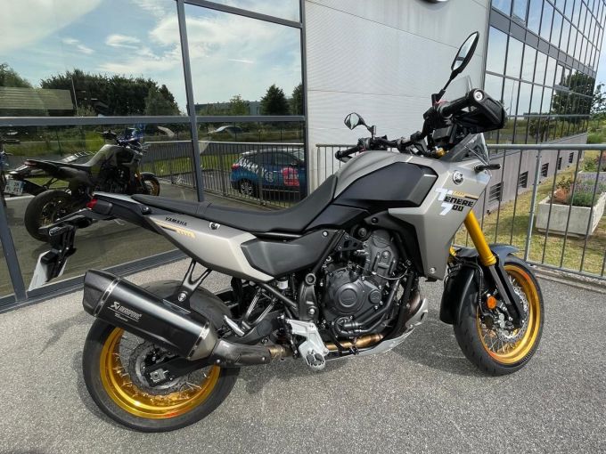 YAMAHA XTZ TENERE 700 4