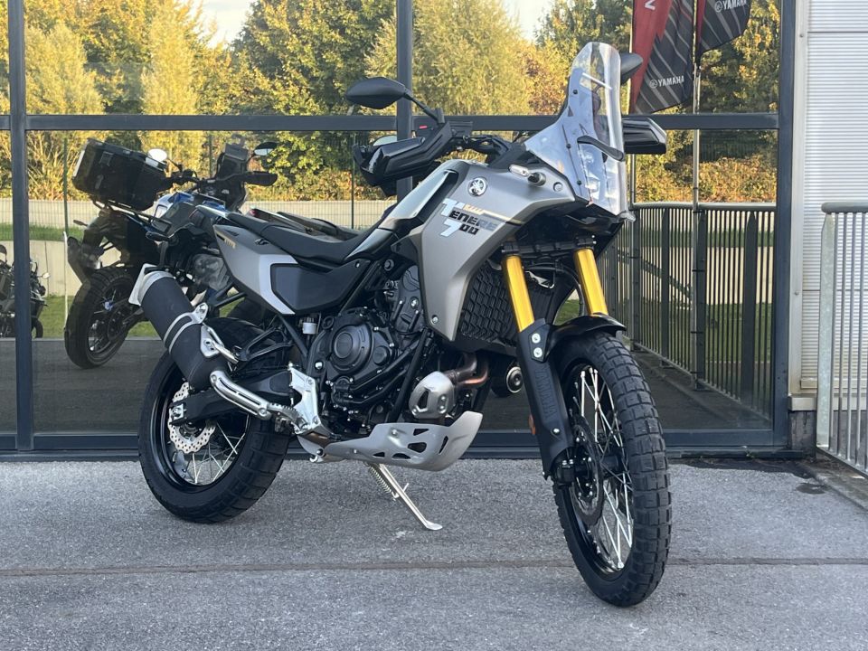 YAMAHA XTZ TENERE 700 4