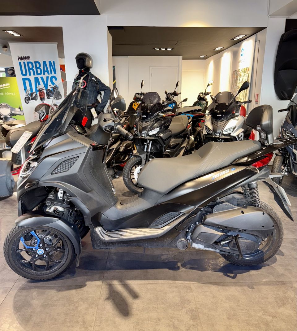 PIAGGIO MP3 310 HPE SPORT 4