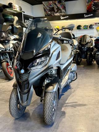 PIAGGIO MP3 310 HPE SPORT - 2024