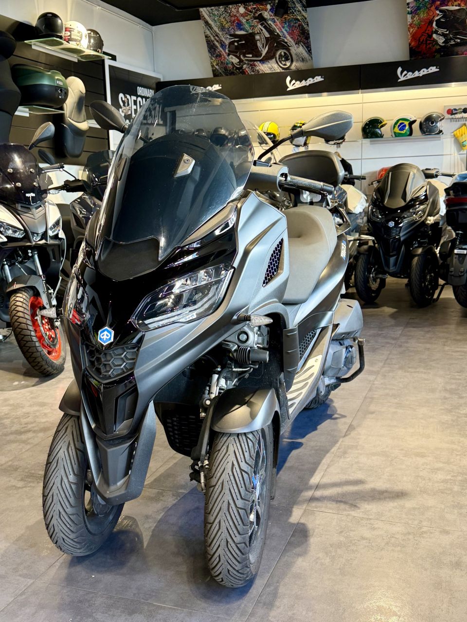 PIAGGIO MP3 310 HPE SPORT 4