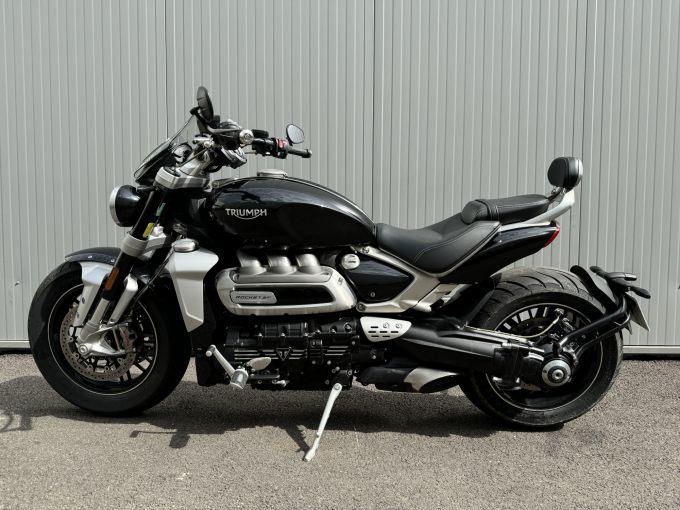 TRIUMPH ROCKET 3 GT 4