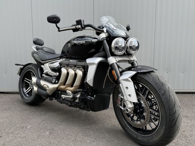 TRIUMPH ROCKET 3 GT 4