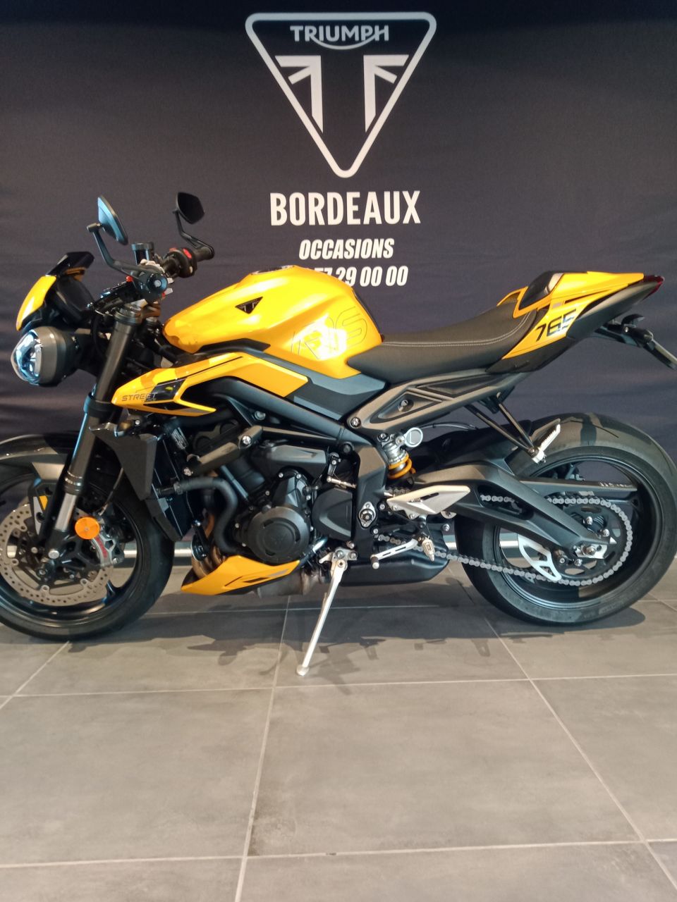 TRIUMPH STREET TRIPLE 765 RS 4