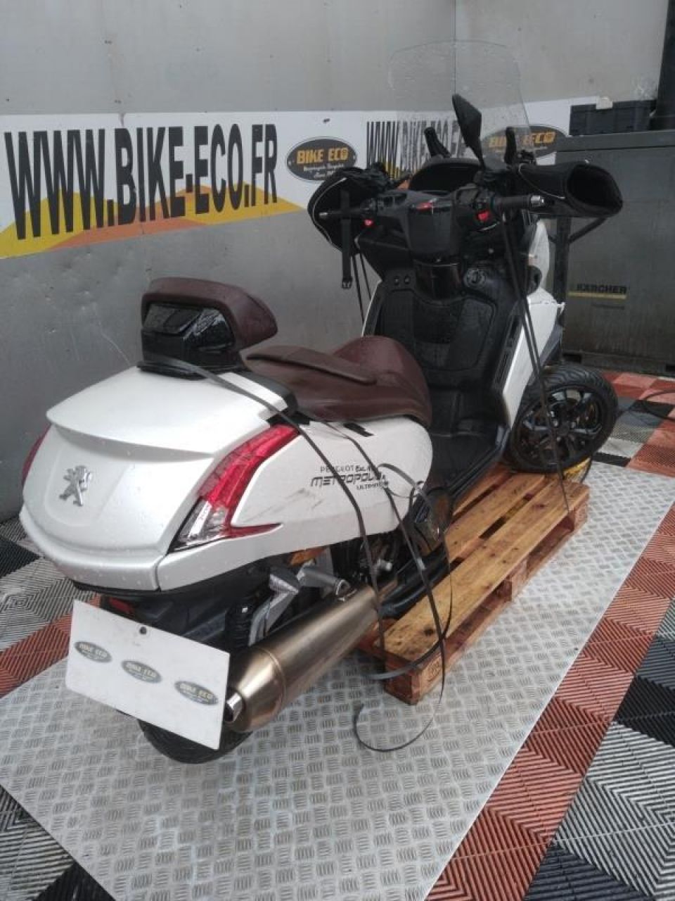 PEUGEOT METROPOLIS 400 4