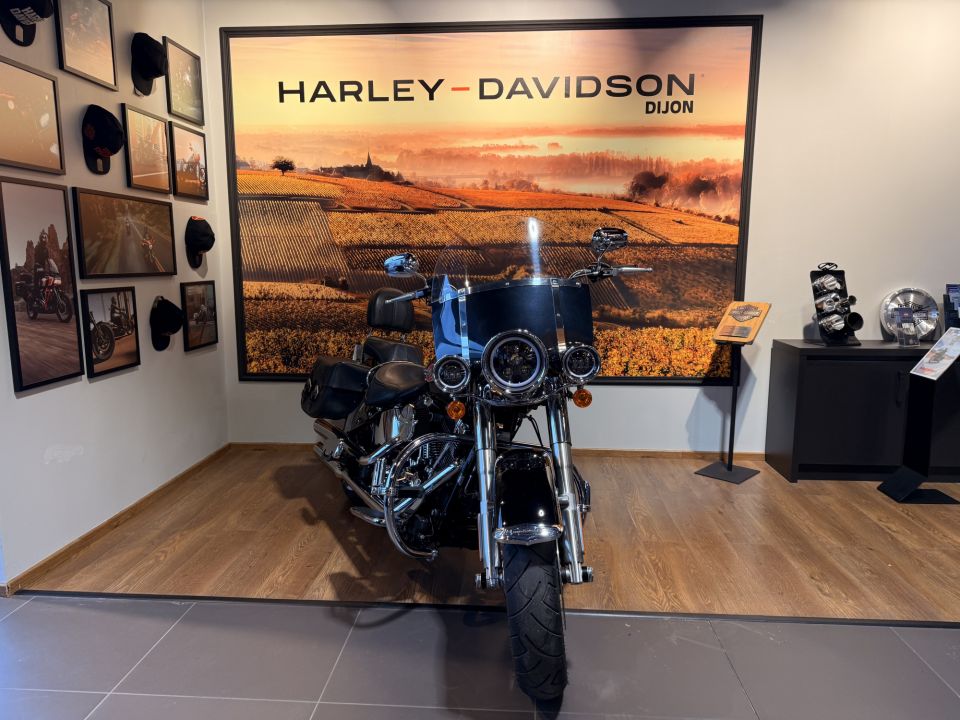 HARLEY-DAVIDSON SOFTAIL DELUXE 1690 4
