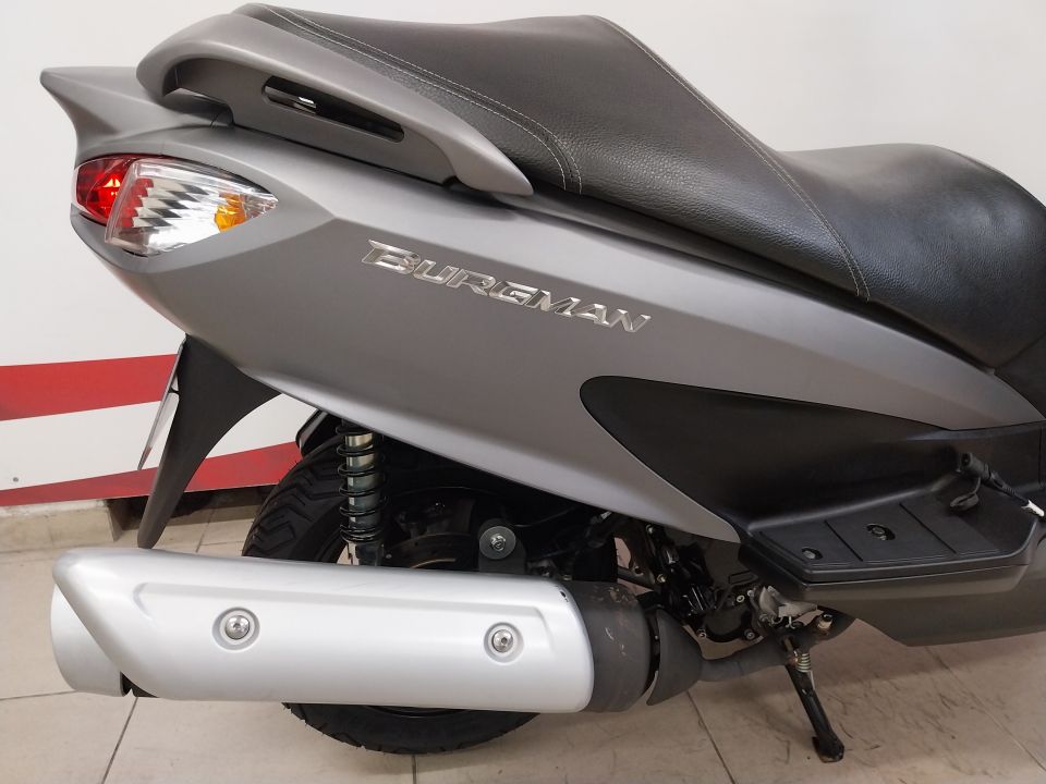 SUZUKI BURGMAN 125 ABS 4