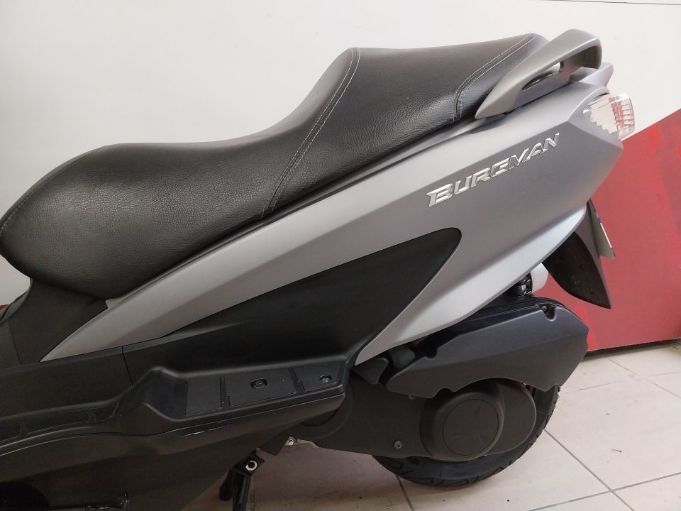 SUZUKI BURGMAN 125 ABS 4