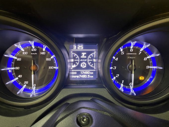 YAMAHA XP T-MAX 560 4