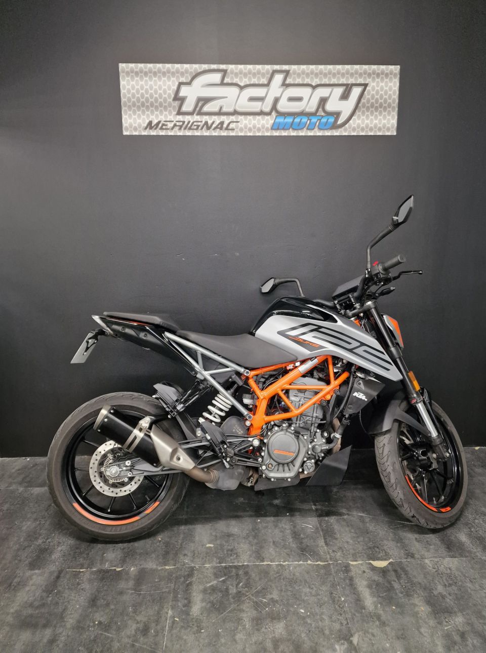 KTM 125 DUKE ABS 4