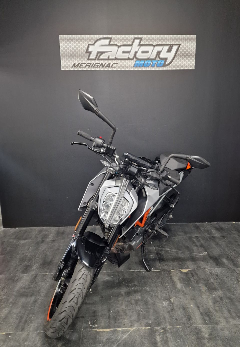 KTM 125 DUKE ABS 4