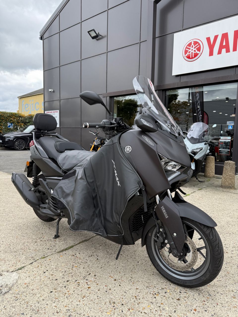 YAMAHA X-MAX 125 TECH MAX 4