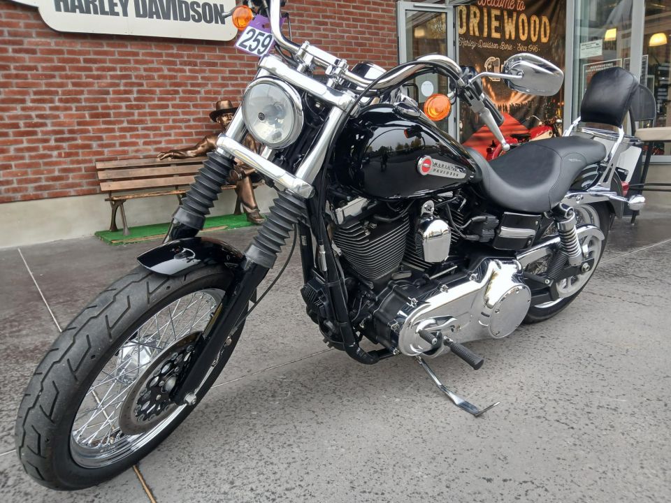 HARLEY-DAVIDSON DYNA SUPER GLIDE 1584 CUSTOM 4