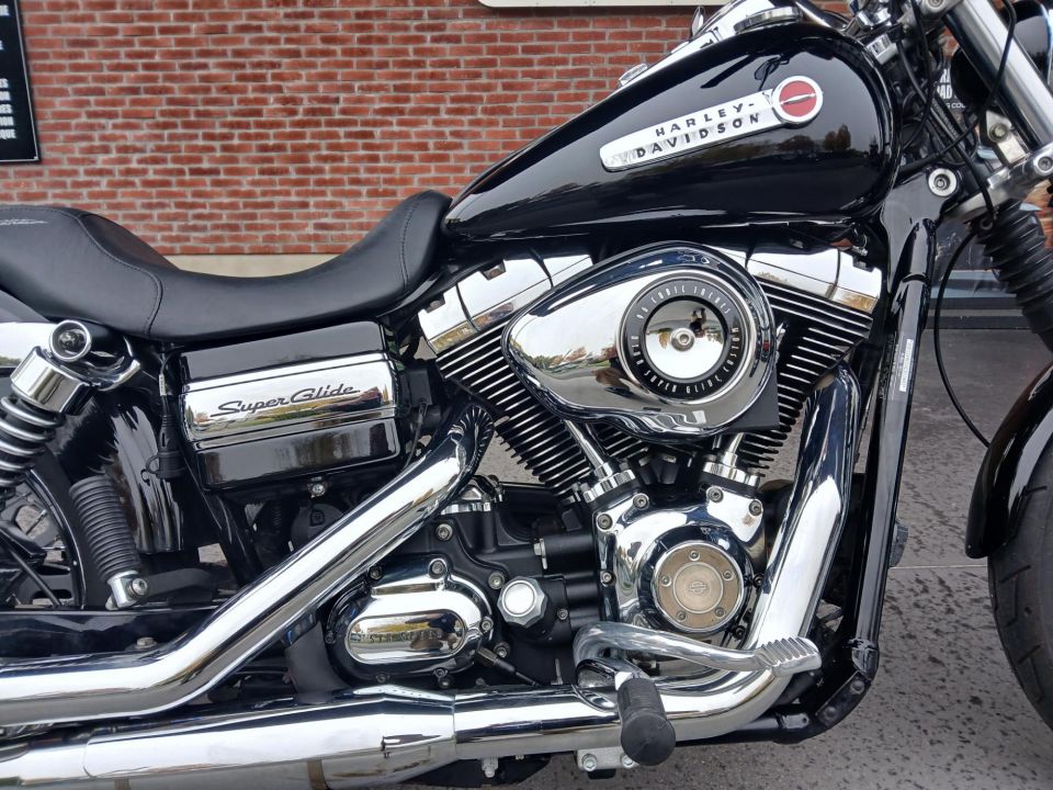 HARLEY-DAVIDSON DYNA SUPER GLIDE 1584 CUSTOM 4