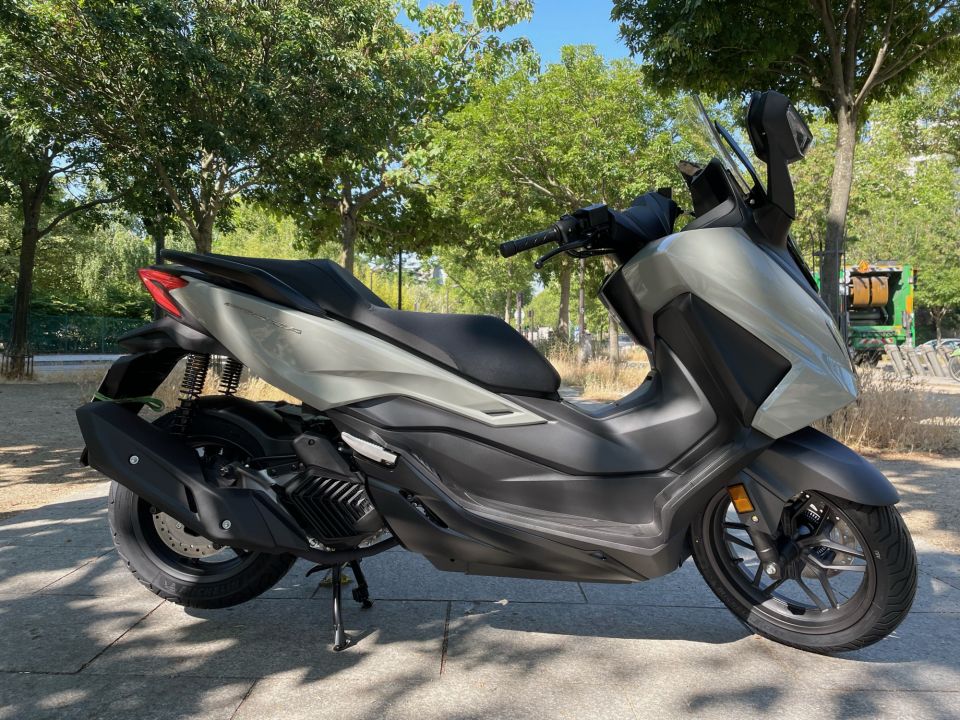 HONDA NSS FORZA 125 4