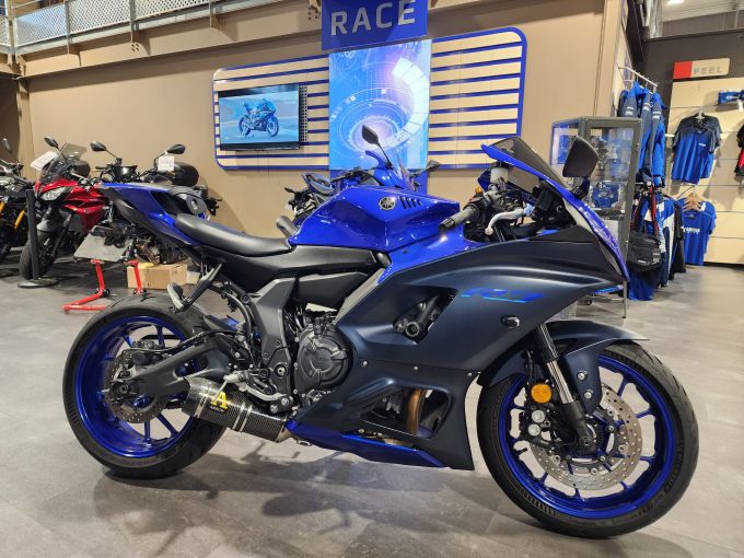 YAMAHA YZF-R7 35KW 4