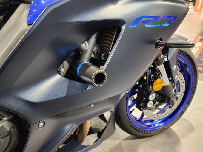 YAMAHA YZF-R7 35KW 4