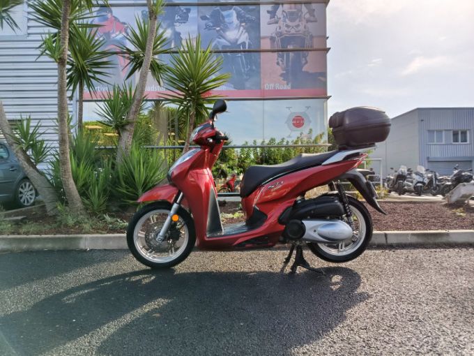 HONDA SH300i - C-ABS 4