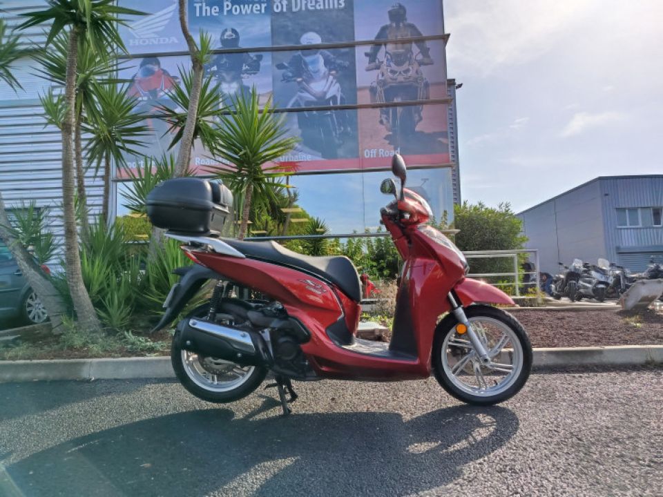 HONDA SH300i - C-ABS 4