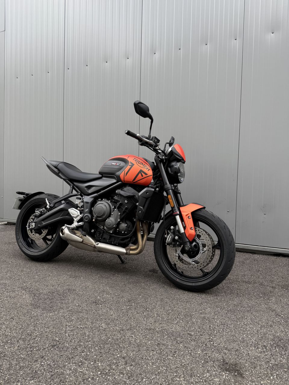 TRIUMPH TRIDENT 660 4