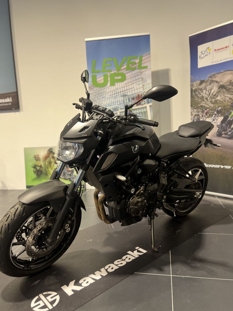 YAMAHA MT-07 (47.5CV) 4