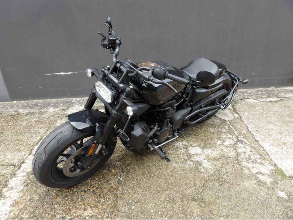 HARLEY-DAVIDSON SPORTSTER 1250 S 4