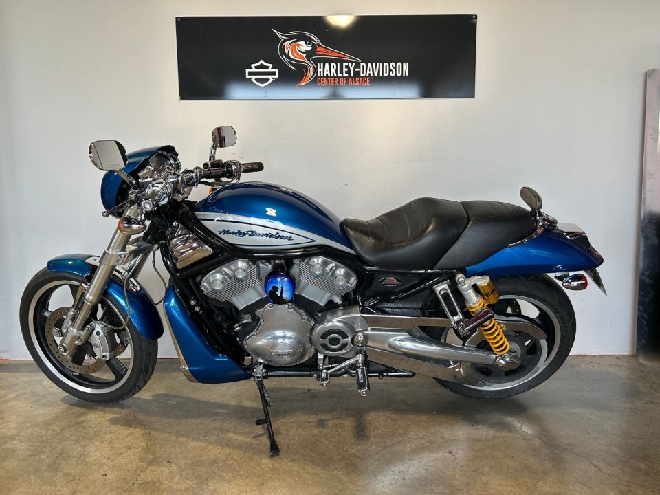 HARLEY-DAVIDSON V-ROD STREET ROD 1130 4