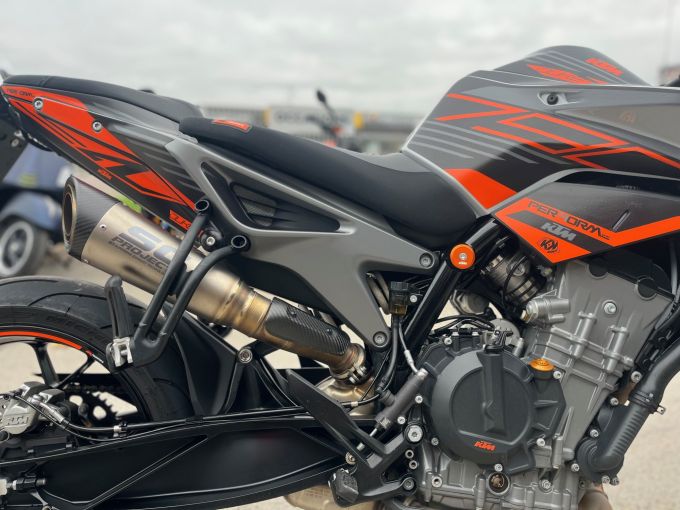 KTM 790 DUKE L 4