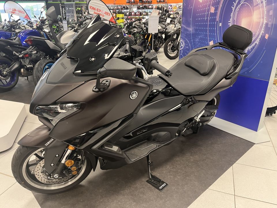 YAMAHA XP T-MAX 560 TECH MAX 4