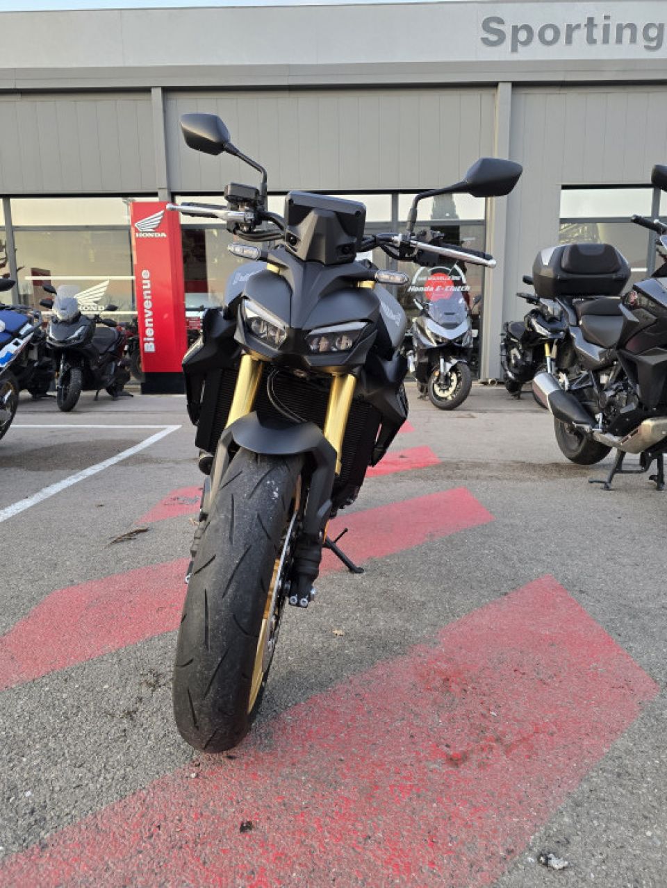 HONDA CB1000 Hornet SP 4