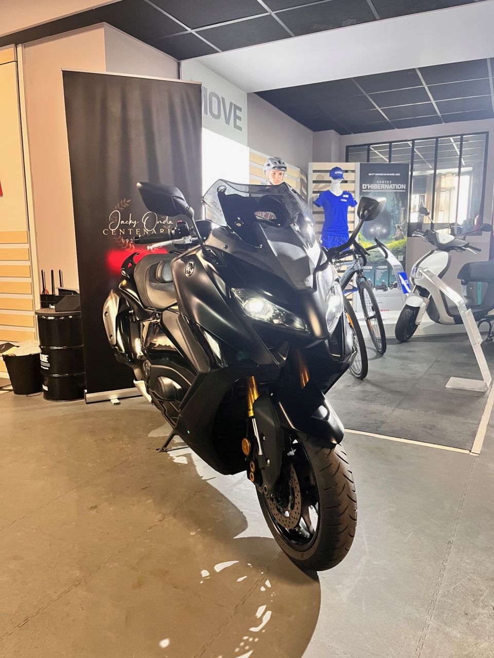 YAMAHA XP T-MAX 560 TECH MAX 4