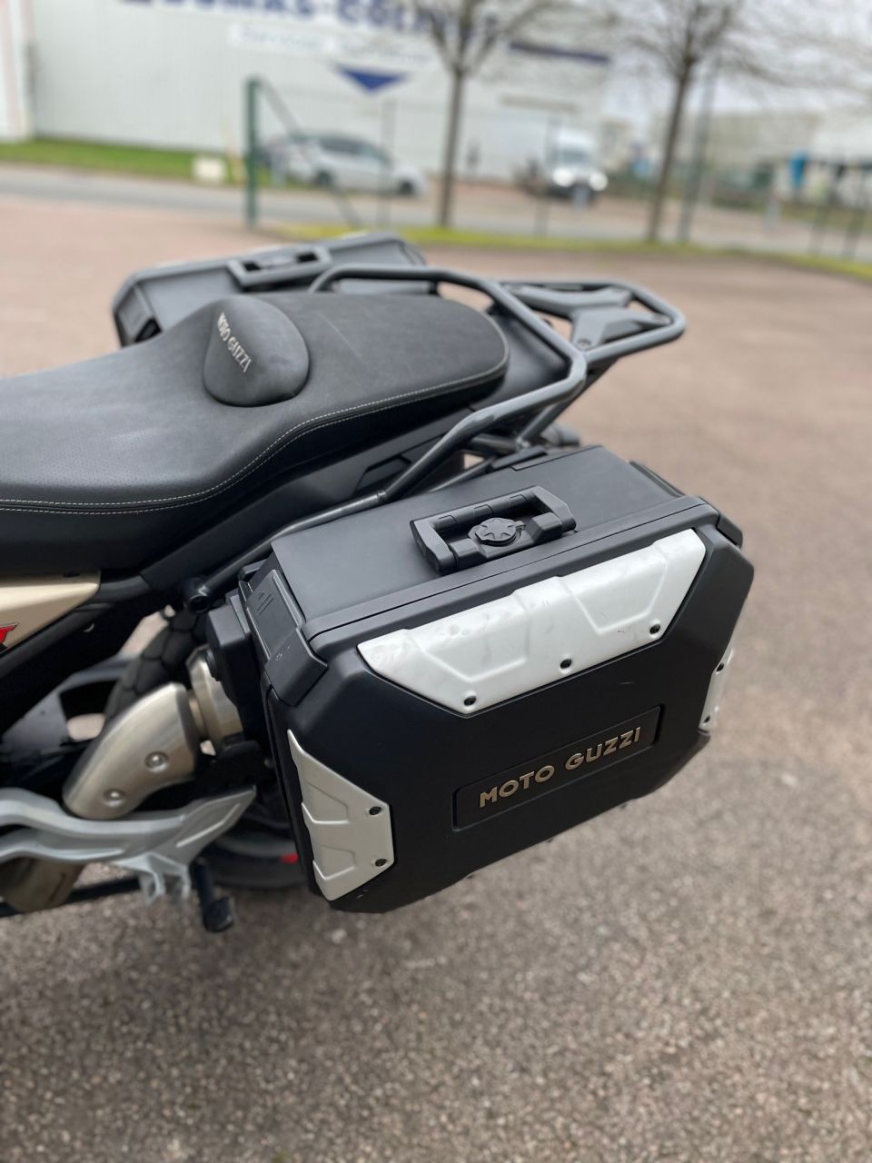 MOTO GUZZI V85 TT TRAVEL PACK 850 4